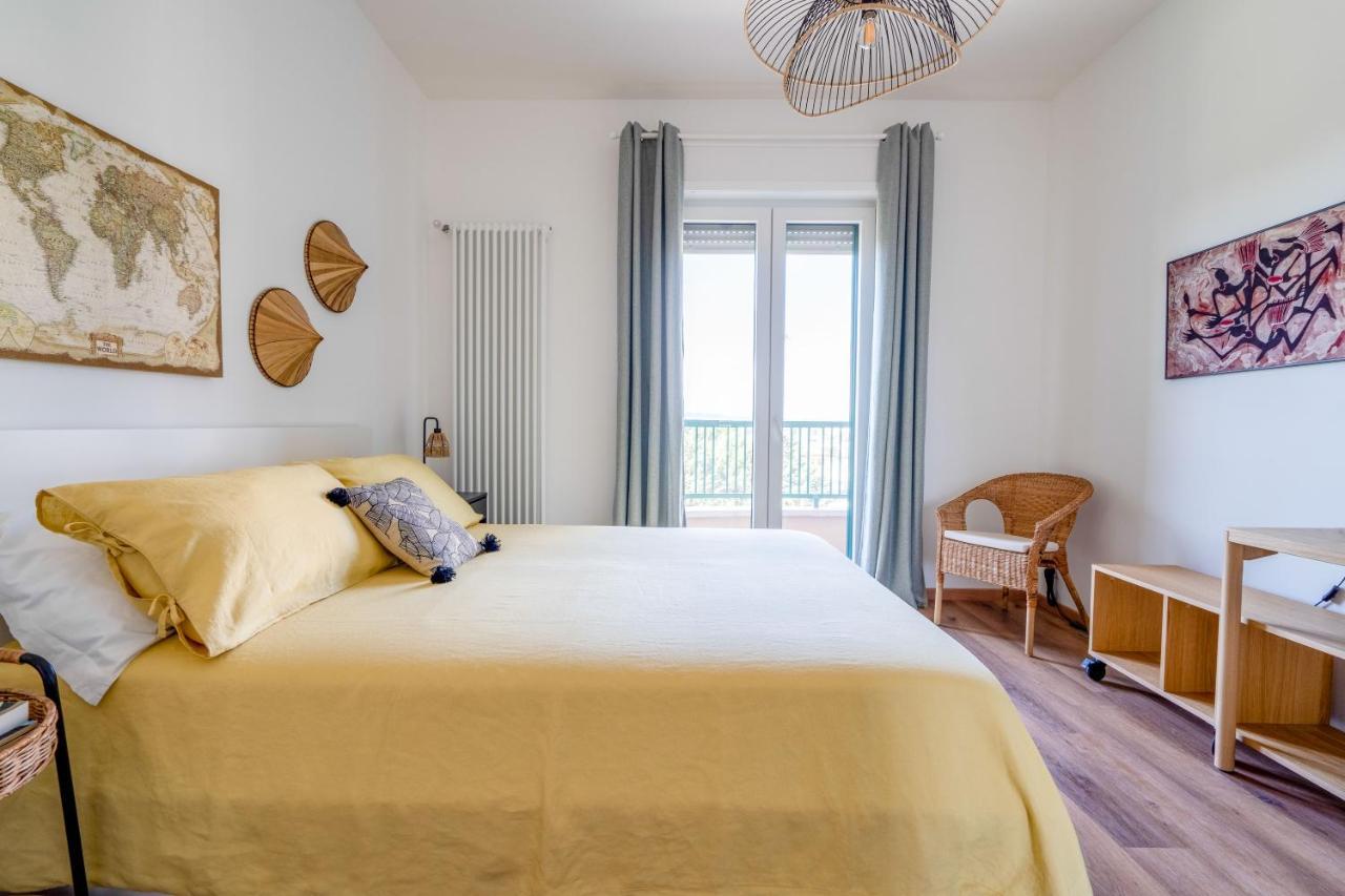 Apartment Luciano's : Abitare Nel Confort E Nella Luminosita